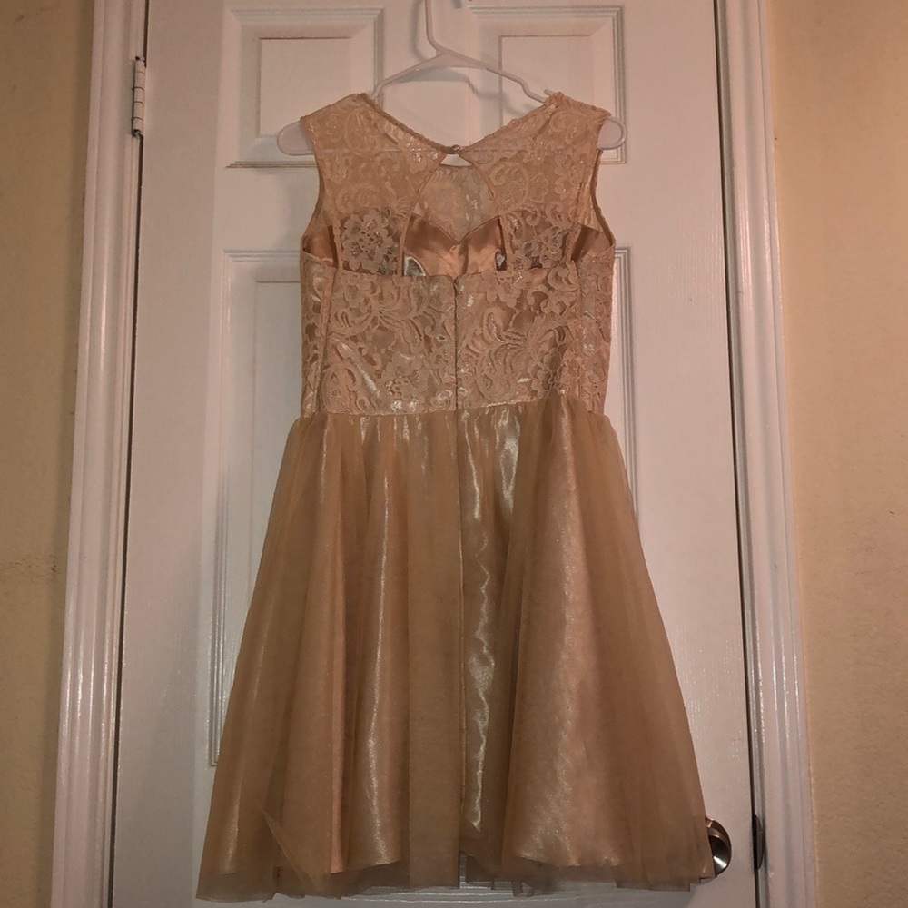 Dress - Picture 5 of 5